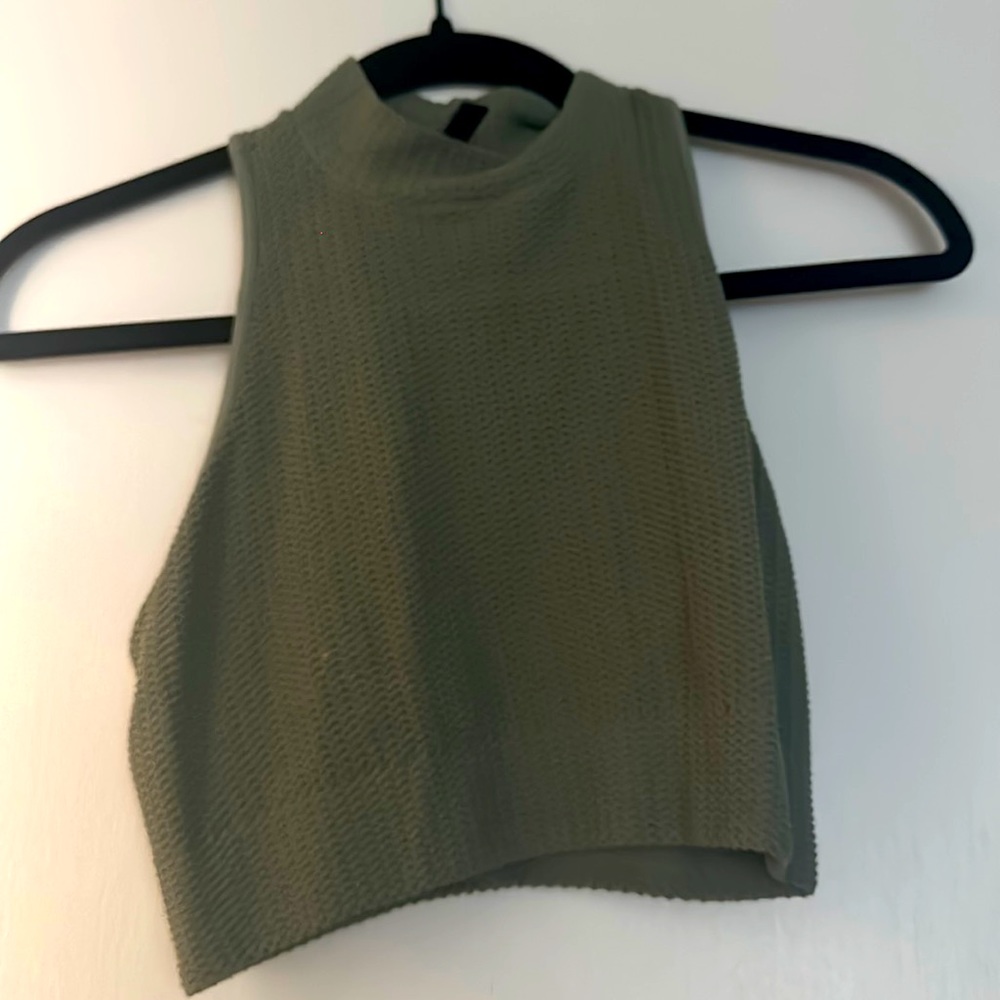 Green crop top